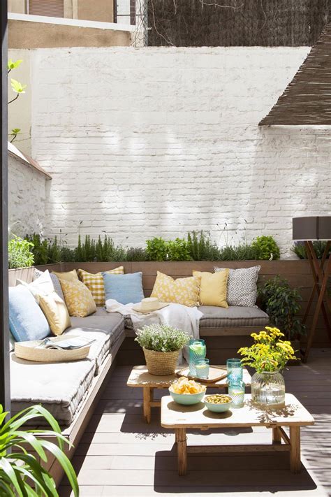 Ideas para decorar un patio exterior pequeño: ¡Crea un espacio acogedor y funcional!