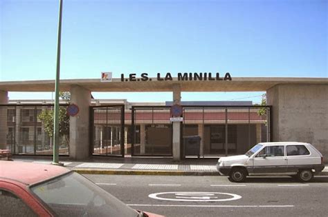 Ies La Minilla