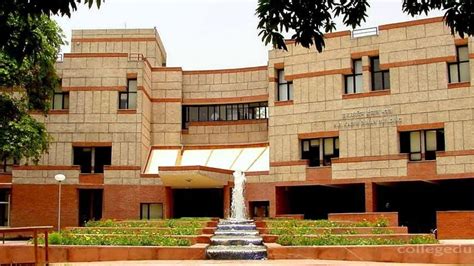 Iit Kanpur Courses