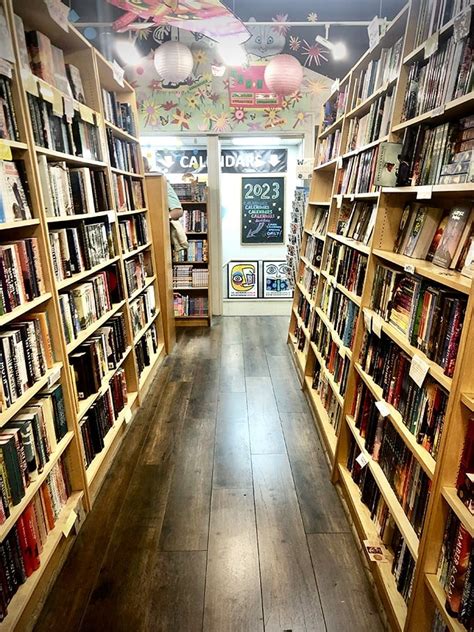 illinois bookstore