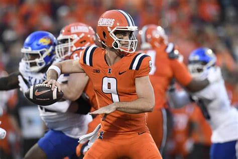 illinois quarterback