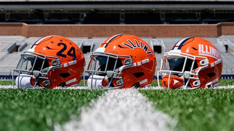 illinois throwback helmets