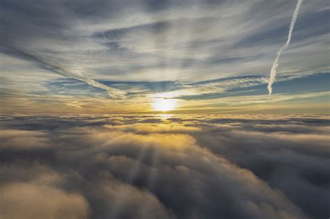 In Den Wolken