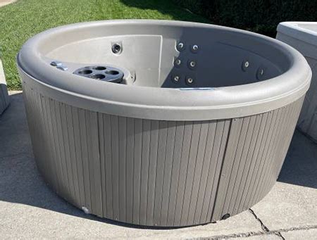 indianapolis for sale "hot tub" - craigslist