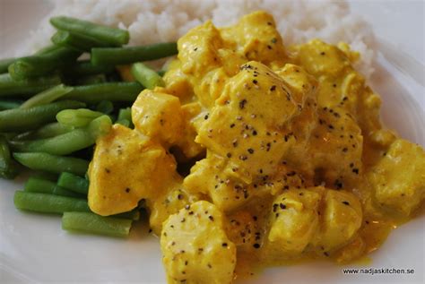 indiskt kyckling curry