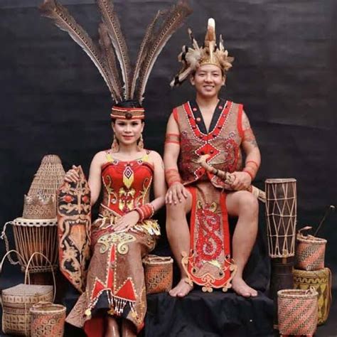 Inilah 5 Pakaian Adat Dari Kalimantan Barat Tengah Busana Daerah Kalimantan Timur - Busana Daerah Kalimantan Timur