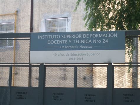 Instituto 24 Bernal