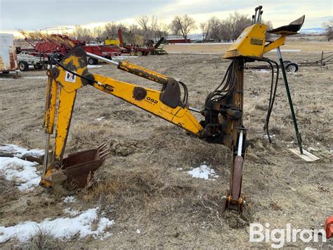 international 3082 backhoe