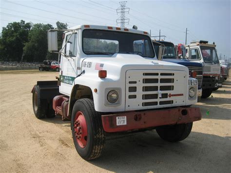 International S1900 Truck