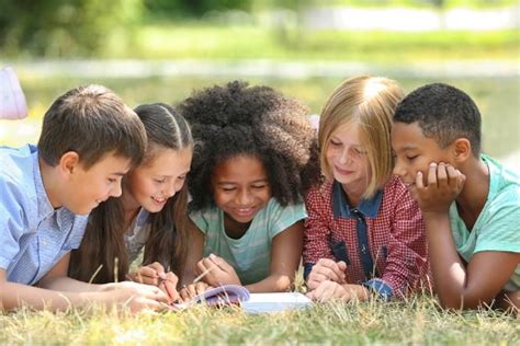 friends photo by Jacques Fahey