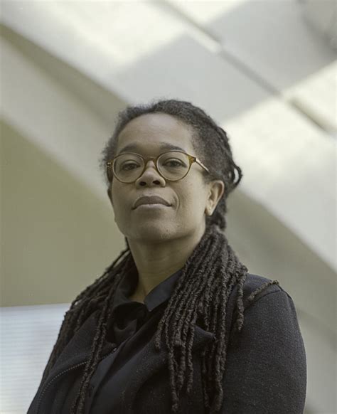 iris kensmil biografie