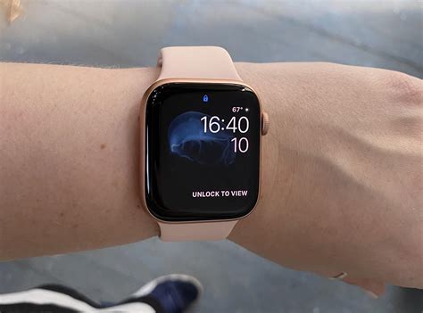 is apple watch 5 44mm too big for a woman