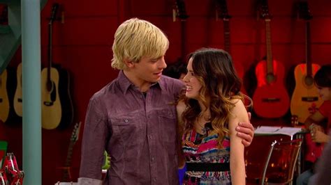 is austin and ally dating in the show