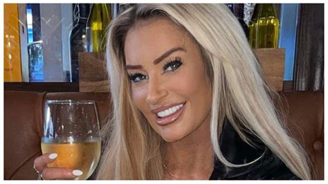 is dating a cougar wrong