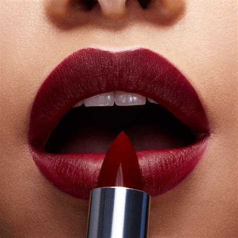 is matte lipstick good for kissing women videos