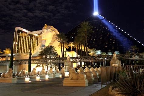 is there a bad seat in Luxor?? do I need to pay... - Tripadvisor