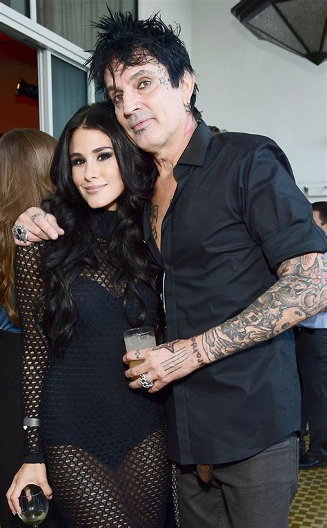 is tommy lee dating