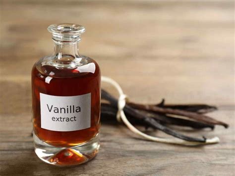 is vanilla extract bad for lips every