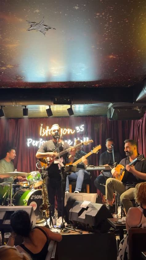 istasyon 35 Cafe & Bar izmir Alsancak Kıbrıs şehitleri.