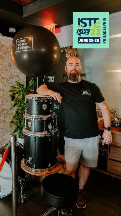 lifestyle photo by Brian Howell