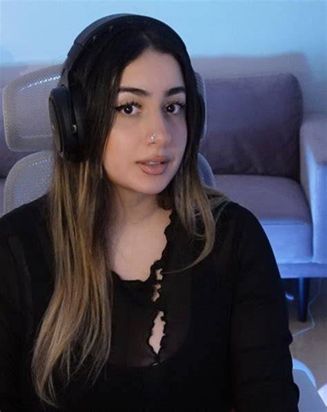 itsellamaei nude