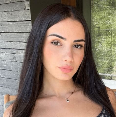 itsmearra nude