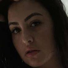 izzyskyee nude