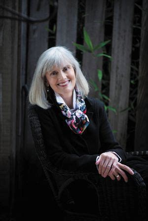 jacqueline winspear author biography samples