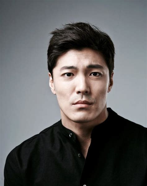 Jae Yoon Lee