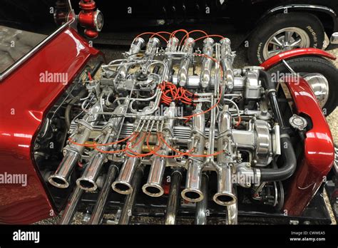 Jaguar V12 Engine
