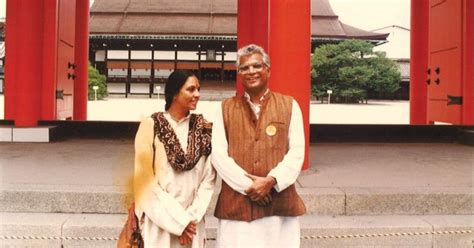 jaya jaitley and george fernandes wife