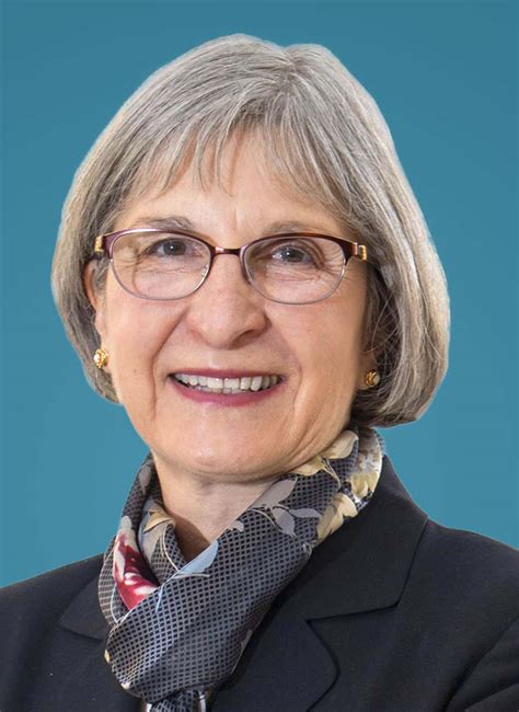 jaynee lavecchia biography samples