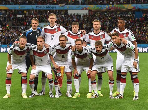 JERMAN FC - 4 Fakta Promosi FC St. Pauli ke Bundesliga Jerman 20242025