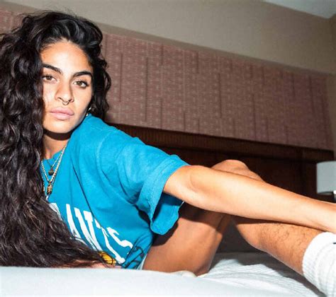 Jessie Reyez Naked