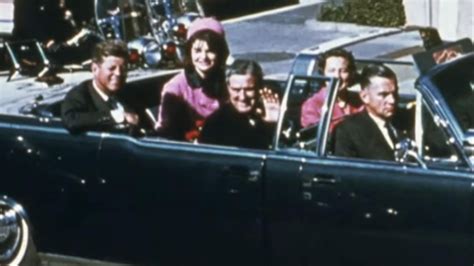 jfk assassination photos unexplained