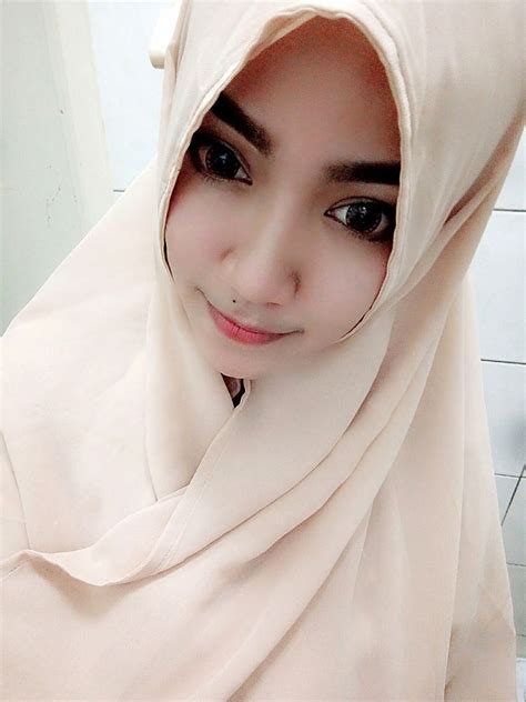 JILBAB TOKET GEDE - Kumpulan Tiktok Jilbab Toket Gede hot