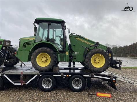 John Deere 3800