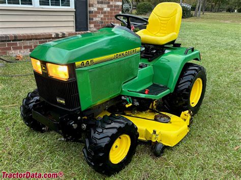 John Deere 445