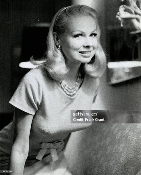 joi lansing nude