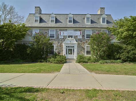 Jones Library Amherst