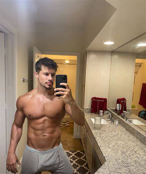 josefxfit nude