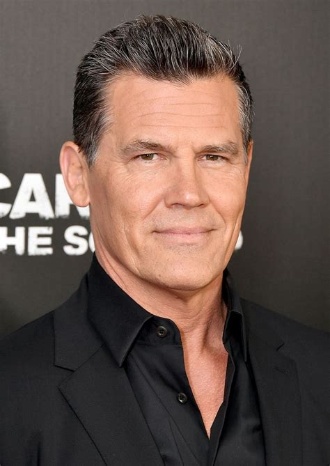 Josh Brolin: Kẻ Bự Luôn Hài Lòng Với Những Điều Bình Thường