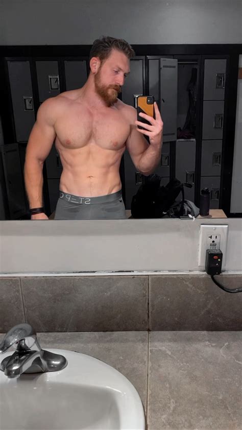 Joshua Kully Onlyfans