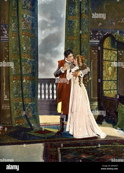 Julia And Romeo