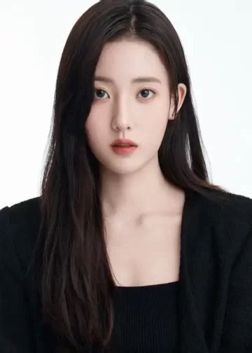 jung da bin biography