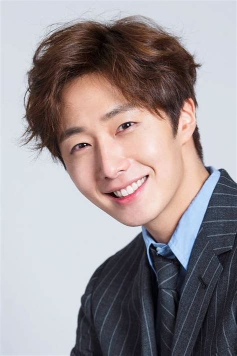 jung il-woo | Jung Ilwoo returns to Vietnam for emotional