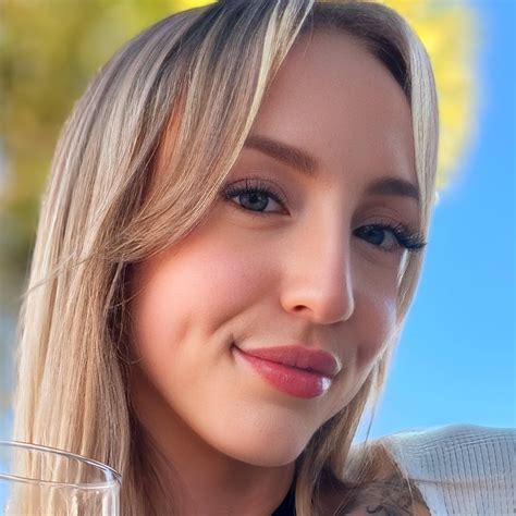 justpeechi OnlyFans leaked content