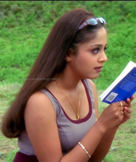 jyothika cleavage show