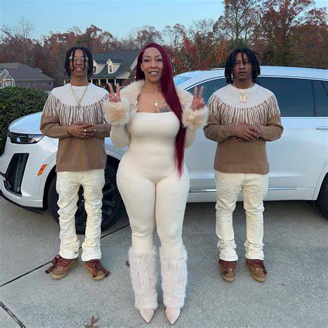 k.lala104 nudes