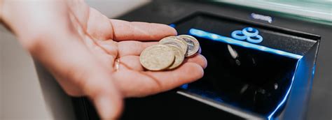 bitcoin prekyba su maža pinigų suma